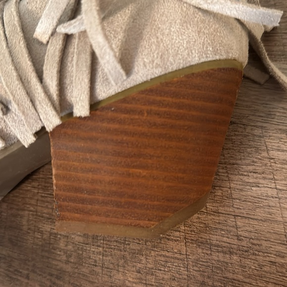 Coconuts by Matisse booties - Picture 4 of 8